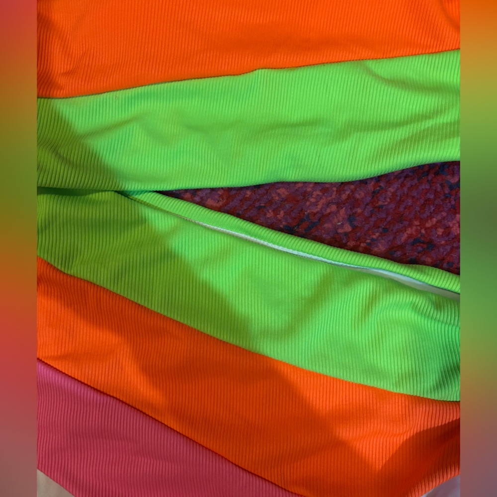 Colorful One-Shoulder Swimsuit - Picture 5 of 6